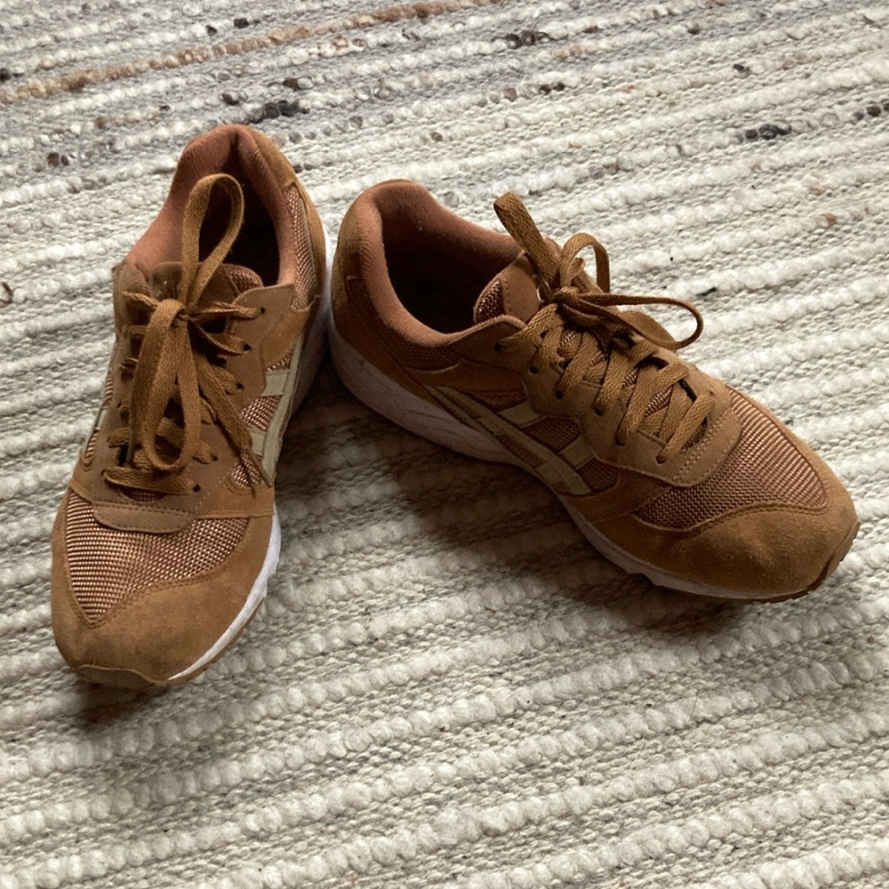 ASICS, size 10 women’s